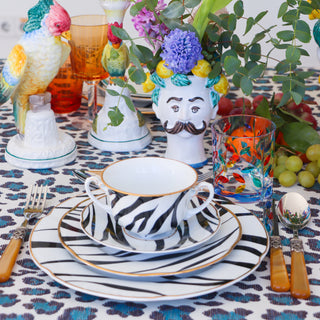 Vajilla blanca y negra Cebra