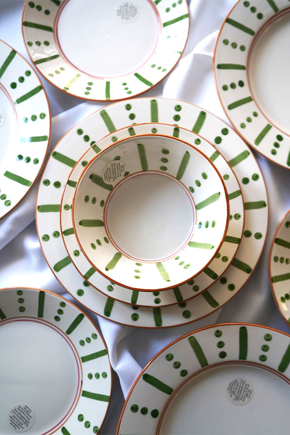 SET 4 PLATOS LLANOS RAYAS VERDES